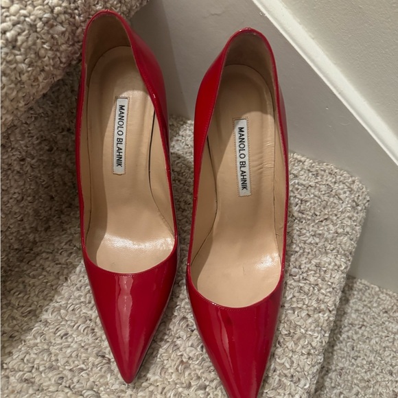 Size 8 Manolo Blahnik red patent leather heels - Picture 1 of 3